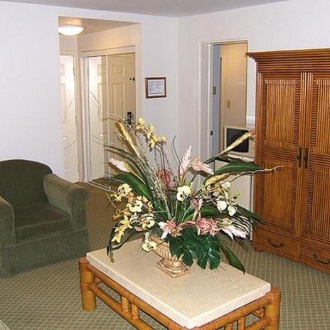 Castaways Resort And Suites Freeport Exterior foto