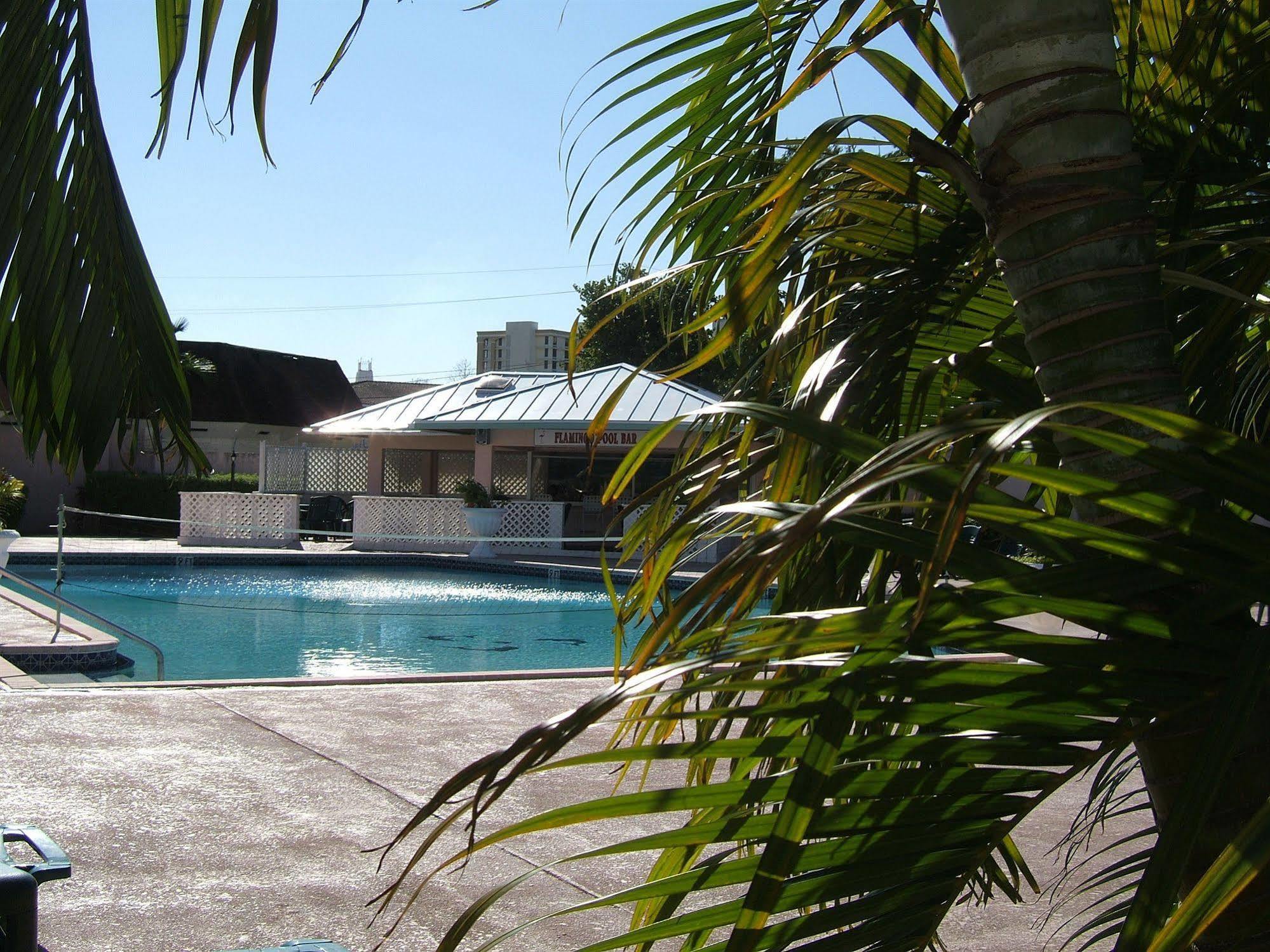 Castaways Resort And Suites Freeport Exterior foto